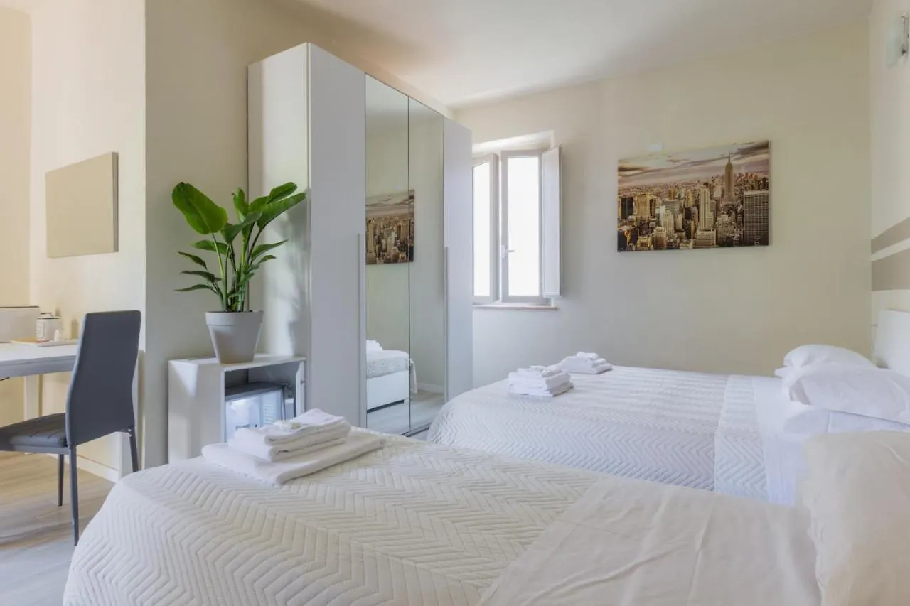 Center Rooms Plaisance